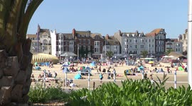 UK's late summer heatwave sees many hit the beach as 'Rule of Six' comes into effect
