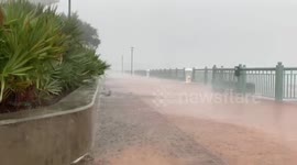 Pensacola pelted with showers during Hurricane Sally