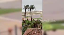 Flooding and strong winds in Florida as Sally approaches US Gulf Coast