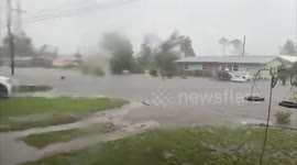 US: Storm Surge And Flooding Worsen In Florida Panhandle As Hurricane Sally Moves Inland 6