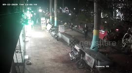 Armed man attempts to rob jewellery shop, fails miserably in western India
