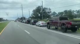 Large queues for fuel as Hurricane Sally wreaks havoc in Florida