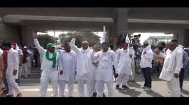 Indian farmers block roads in protest over controversial farm bills