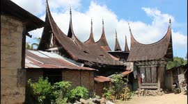 Famous Indonesian village draws tourists with traditional architectures