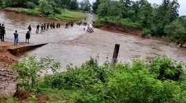 Over 30 Indian soldiers narrowly escape sinking bus caught in river current
