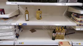 Empty shelves in London supermarket as UK tightens COVID-19 restrictions