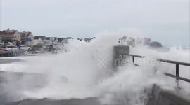 Post-Tropical Cyclone Teddy smashes Massachusetts with high waves