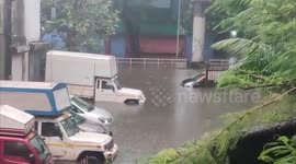 Monsoon rains trigger severe floods in India's Mumbai