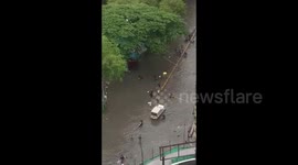 India: Continuous Rains Cause Heavy Floods In Mumbai 4