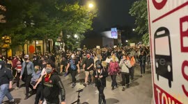 Dozens march in Chicago over Breonna Taylor decision