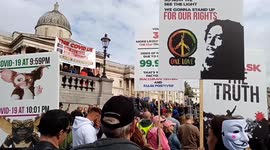 Thousands of COVD-19 sceptics and conspiracy theorists again gather in Trafalgar Square