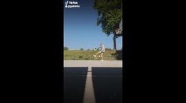 Freestyle overhead  + no look trickshot