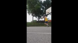 Magic spin + bounce trickshot.