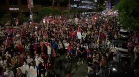 US: Armenians Protest Against Azerbaijani Aggression At Azerbaijani Consulate In LA 2