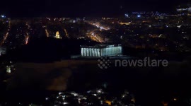 Parthenon lights up 2/3