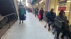 US: Long Lines At Chicago’s First Day Of In-Person Early Voting