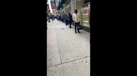 First day of early voting in Chicago sees huge lines with social distancing