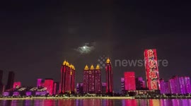 Spectacular light show staged in COVID-hit Wuhan to celebrate China's National Day