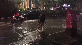 Severe flash floods turn roads to rivers in Bangkok