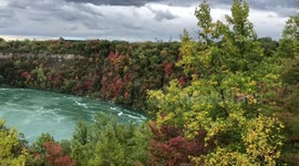Fall colours in Niagara Falls