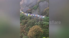 China's Huangshan Mountain swamped with tourists during the country's National Day holiday