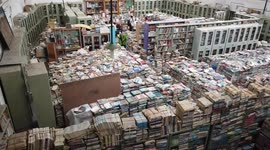 Collector spends 50 years amassing India's largest book collection