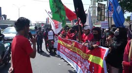 Indonesian students demonstrate against controversial 'Omnibus Law'