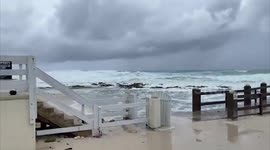 Cayman Islands: Winds Pick Up As Hurricane Delta Passes By 4