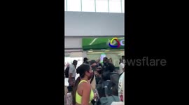 Mexico: Hurricane Delta Forces Flight Cancellations, Causing Chaos At Cancun Airport