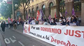 Concentracion ante los derechos sociales por la insuficiente inversion en la dependencia