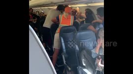 Brawl erupts on US flight as man allegedly refuses to wear mask