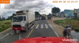 Reckless truck driver gets their comeuppance in Vietnam