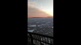 Hudson River frozen over (looped)