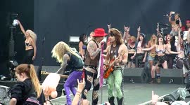 Steel Panther - Death To All But Metal