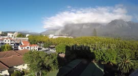 Timelapse of huge Cape Town building fire