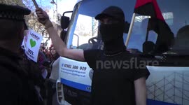 Anti-fascists join London climate march