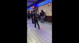 Dallas/Fort Worth International Airport flight deplaned because passenger won’t wear a mask
