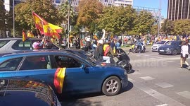 Motorists honk their horns in protest against Madrid state of emergency