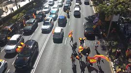 Megamanifestacion en coche para conmemorar el dia de la Hispanidad