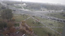Belarus: Dozens of arrests in Minsk as police use water cannon to break up anti-Lukashenko protests