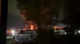 Industrial fire erupts near Vancouver, Canada