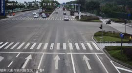 Drunk motorist stops car in middle of road to relieve himself in China