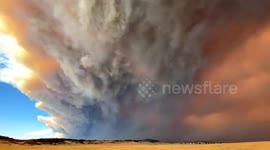 US: Ominous Blanket Of Smoke From Cameron Peak Fire Cloaks Sky Above Northern Colorado 3