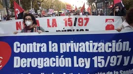 Manifestacion contra la privatizacion de la salud publica en Madrid