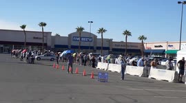 Long queues as thousands cast ballot in person in Nevada