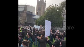 UK: Hospitality Workers Protest Against 10 Pm Curfew In Parliament Square