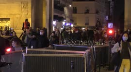 Parisians protest against 9 pm curfew