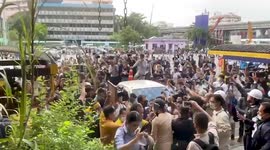 Thai student protesters clash with royal supporters in Thailand