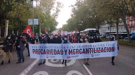 Manifestacion por una investigación y una umiverisidad para todas