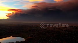 Colorado wildfires create volcano-like plume across city skyline